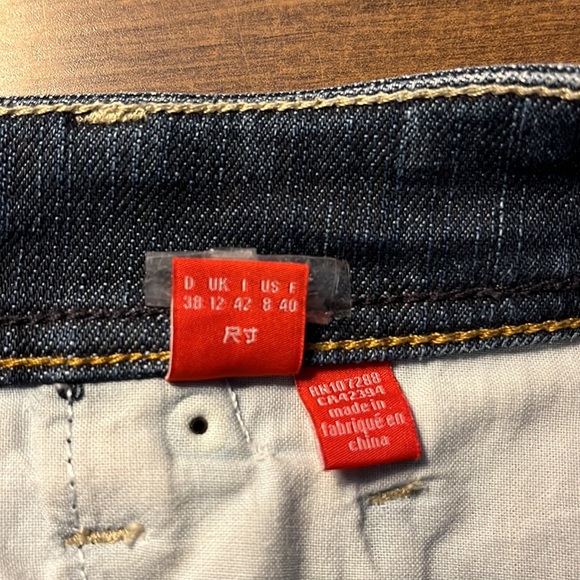 Esprit 94107 Denim Capris Pant, Cuffs on legs, size 8, Blue - Picture 8 of 9